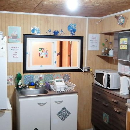 "Mi Hostal Tu Casa" Hostal Familiar Solo Empresas, Turistas Y Viajeros Espacio Para Bicicletas Y Motos Puerto Montt Esterno foto