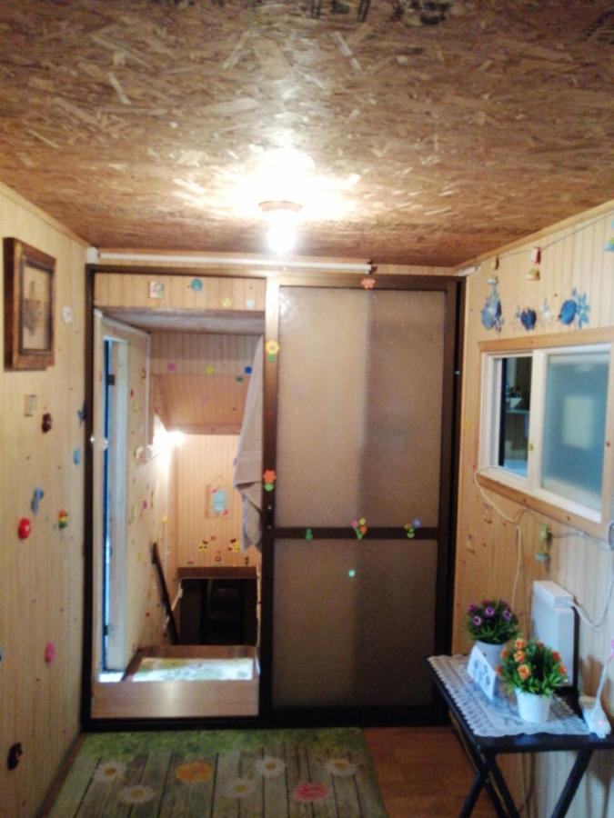 "Mi Hostal Tu Casa" Hostal Familiar Solo Empresas, Turistas Y Viajeros Espacio Para Bicicletas Y Motos Puerto Montt Esterno foto