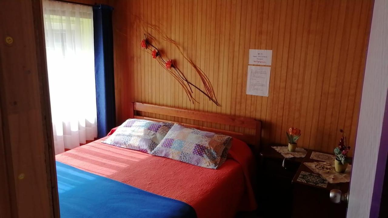 "Mi Hostal Tu Casa" Hostal Familiar Solo Empresas, Turistas Y Viajeros Espacio Para Bicicletas Y Motos Puerto Montt Esterno foto